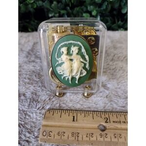 Vintage Sankyo Music Box Dancers In Jade Cameo Bicycle Built for Two Collectible